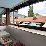 Hostel Pansion Lion Σαράγεβο
